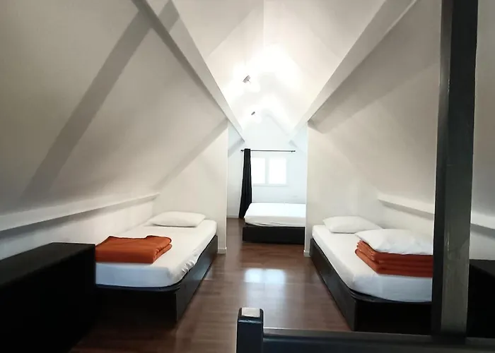 Le Petit De L'eminence Clecy